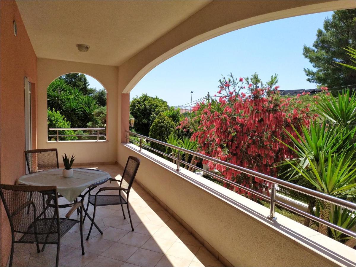 Apartmani Skejic Split Buitenkant foto