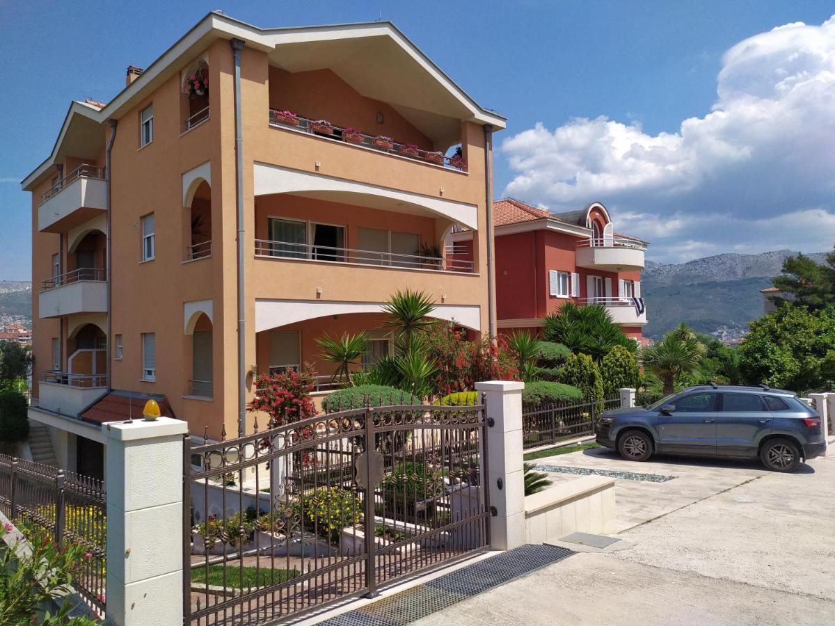 Apartmani Skejic Split Buitenkant foto