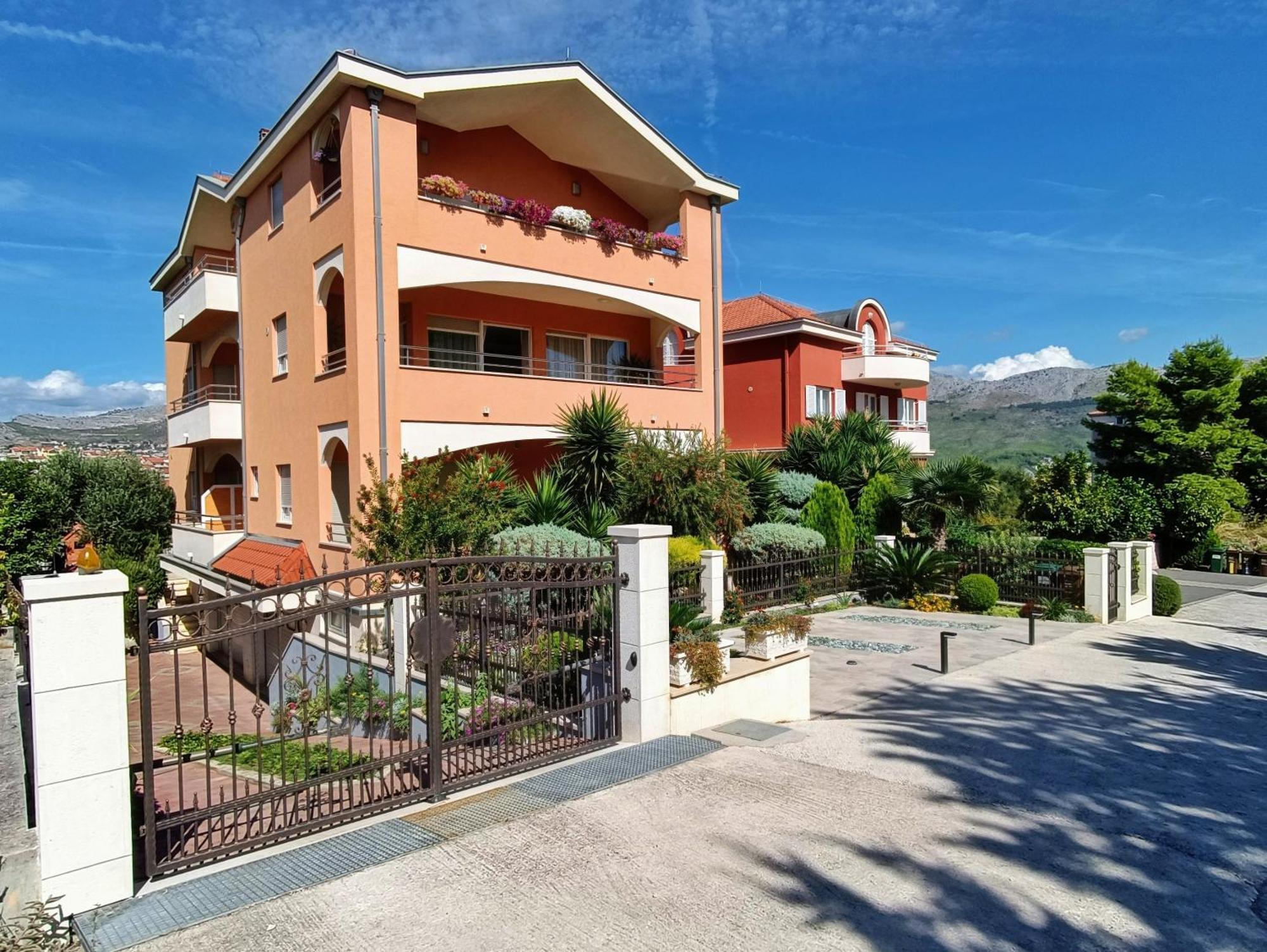 Apartmani Skejic Split Buitenkant foto
