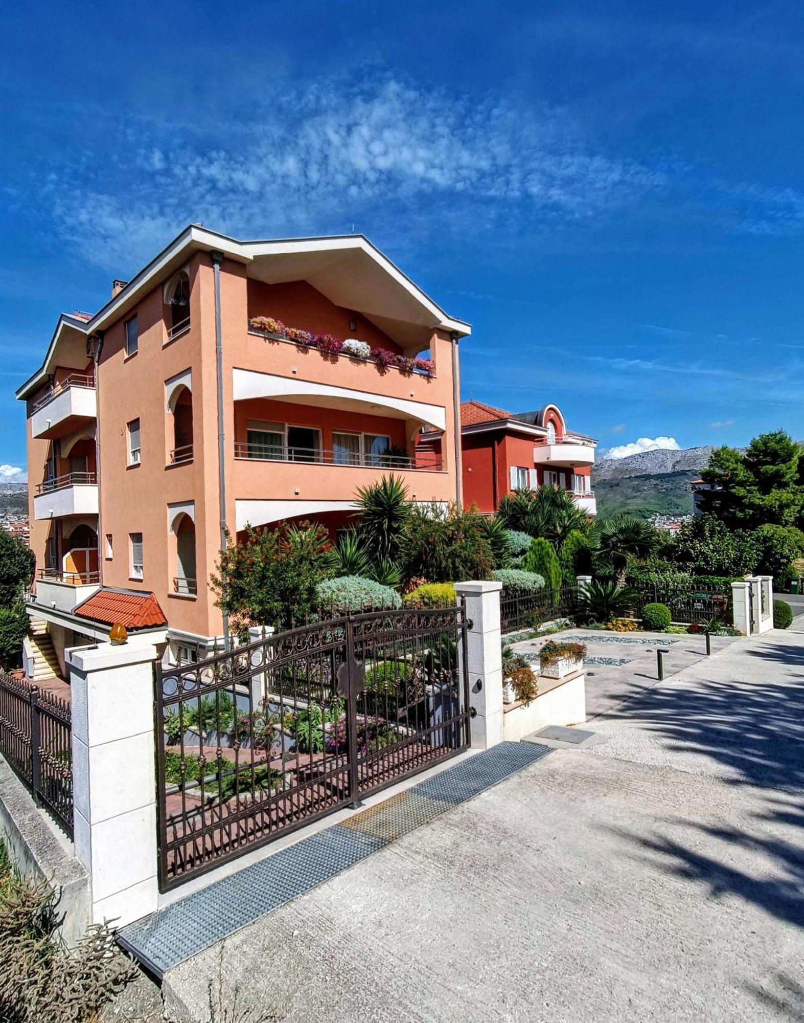 Apartmani Skejic Split Buitenkant foto